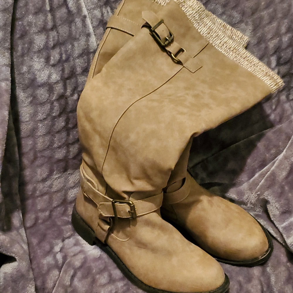 Women's boots